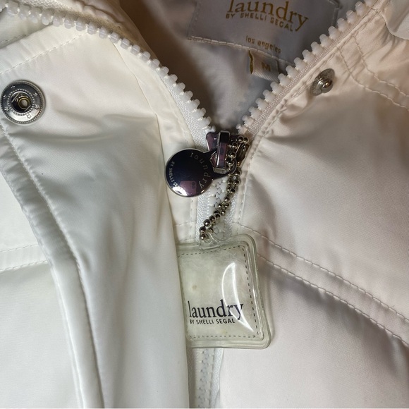NWOT Laundry by Shelli Segal Faux Fur Collar Down Feather White Puffer Coat In M - Picture 4 of 14